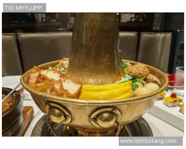 足球明星热评中国火锅独特魅力与美味体验引发全球关注