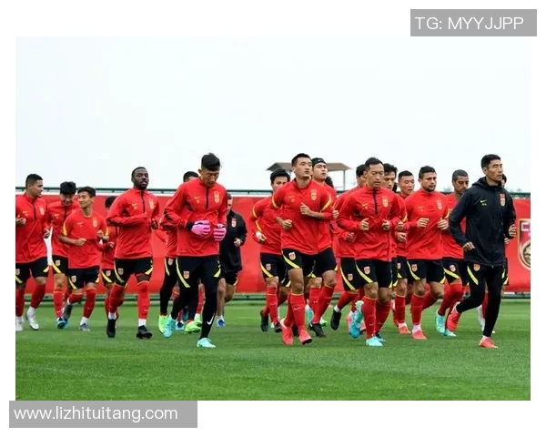 足球明星神秘面纱下的魅力瞬间大揭秘,精彩图片尽在其中