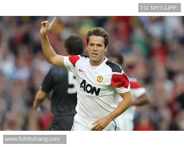 足球明星风采各异的精彩瞬间与独特魅力照片集锦